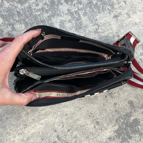 Bally Bum Bag Fanny Pack Sling Belt Bag Stripe DIY NEEDS REPAIR - Picture 14 of 17